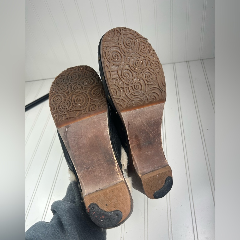 UGG VINTAGE Australia Kalie Sheepskin Studded Wooden Clogs Women’s Size 12 - Picture 8 of 9